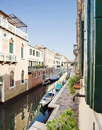 Bed & Breakfast Casa Rezzonico Venezia